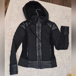 BLANC NOIR Women's Black Quilted & Faux Leather Jacket with Hood WOMENS XS